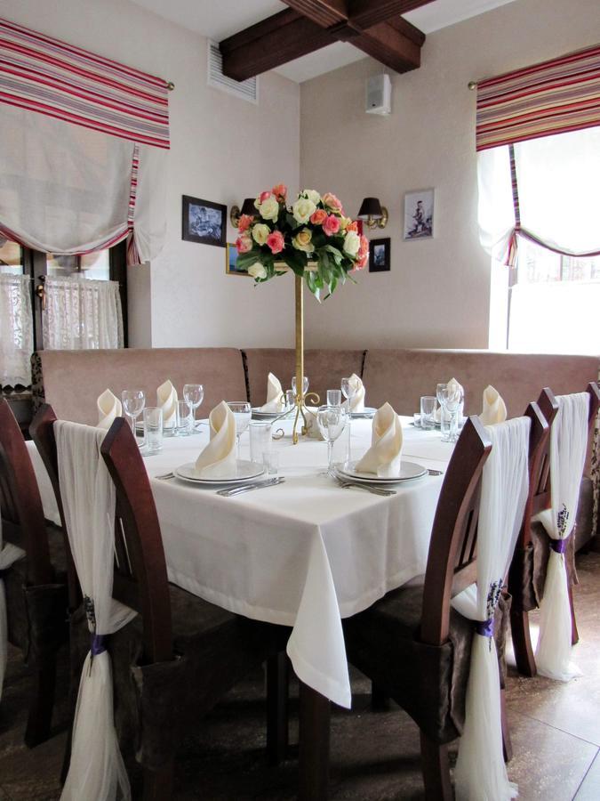 Hotel And Restaurant Complex Lubokray Pereiaslav-Khmelnytskyi ภายนอก รูปภาพ