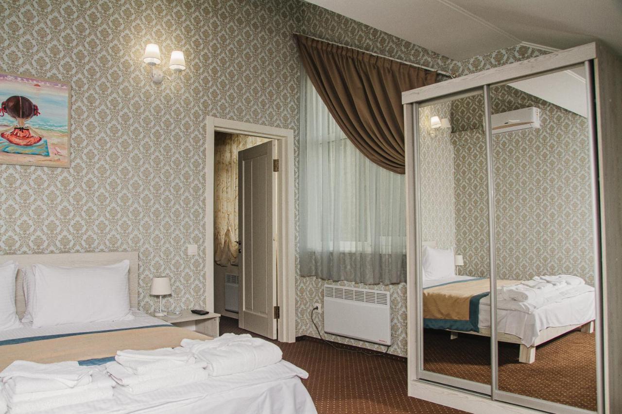 Hotel And Restaurant Complex Lubokray Pereiaslav-Khmelnytskyi ภายนอก รูปภาพ